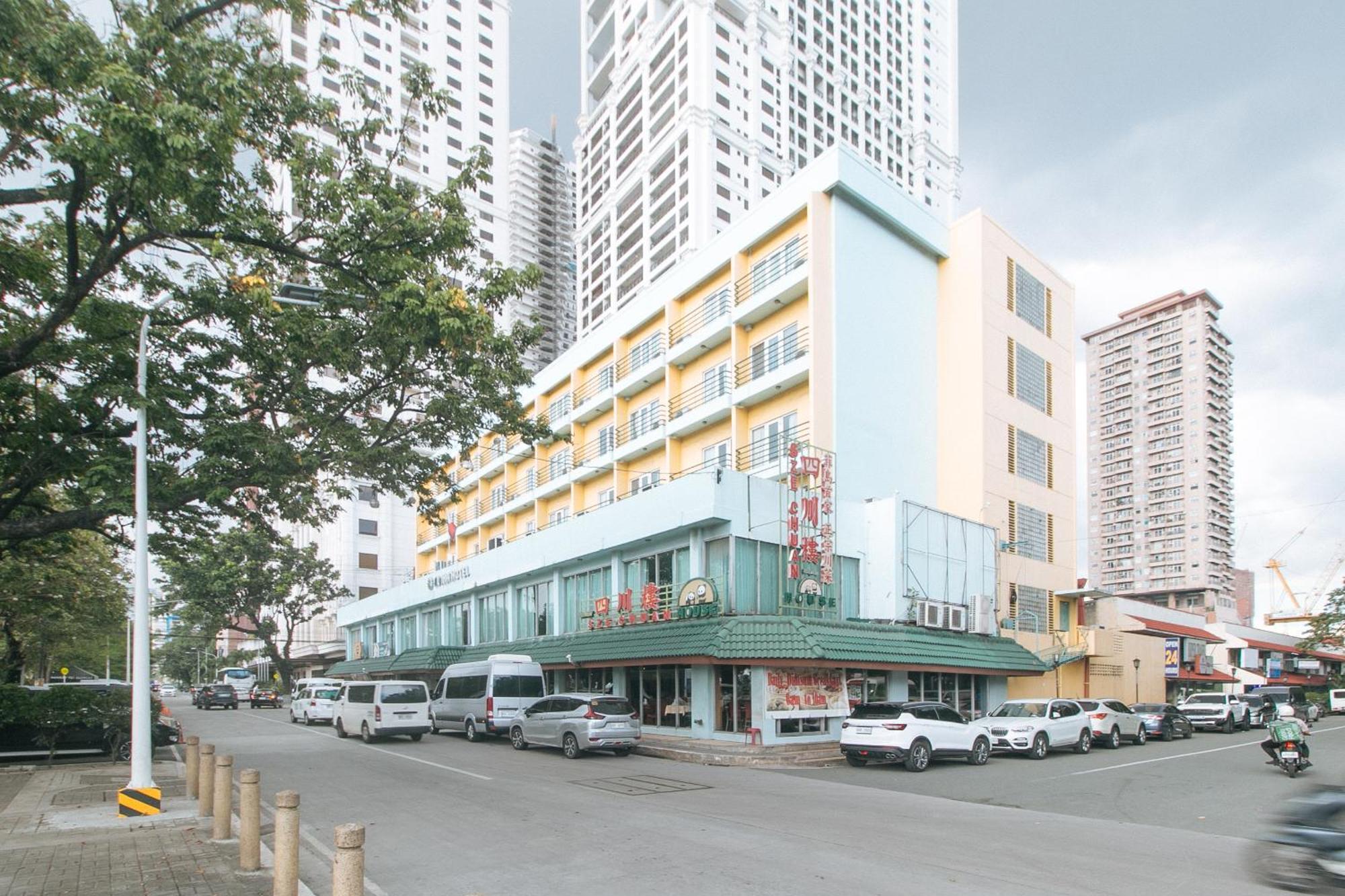 Aloha Hotel Roxas Boulevard Manila Exterior photo