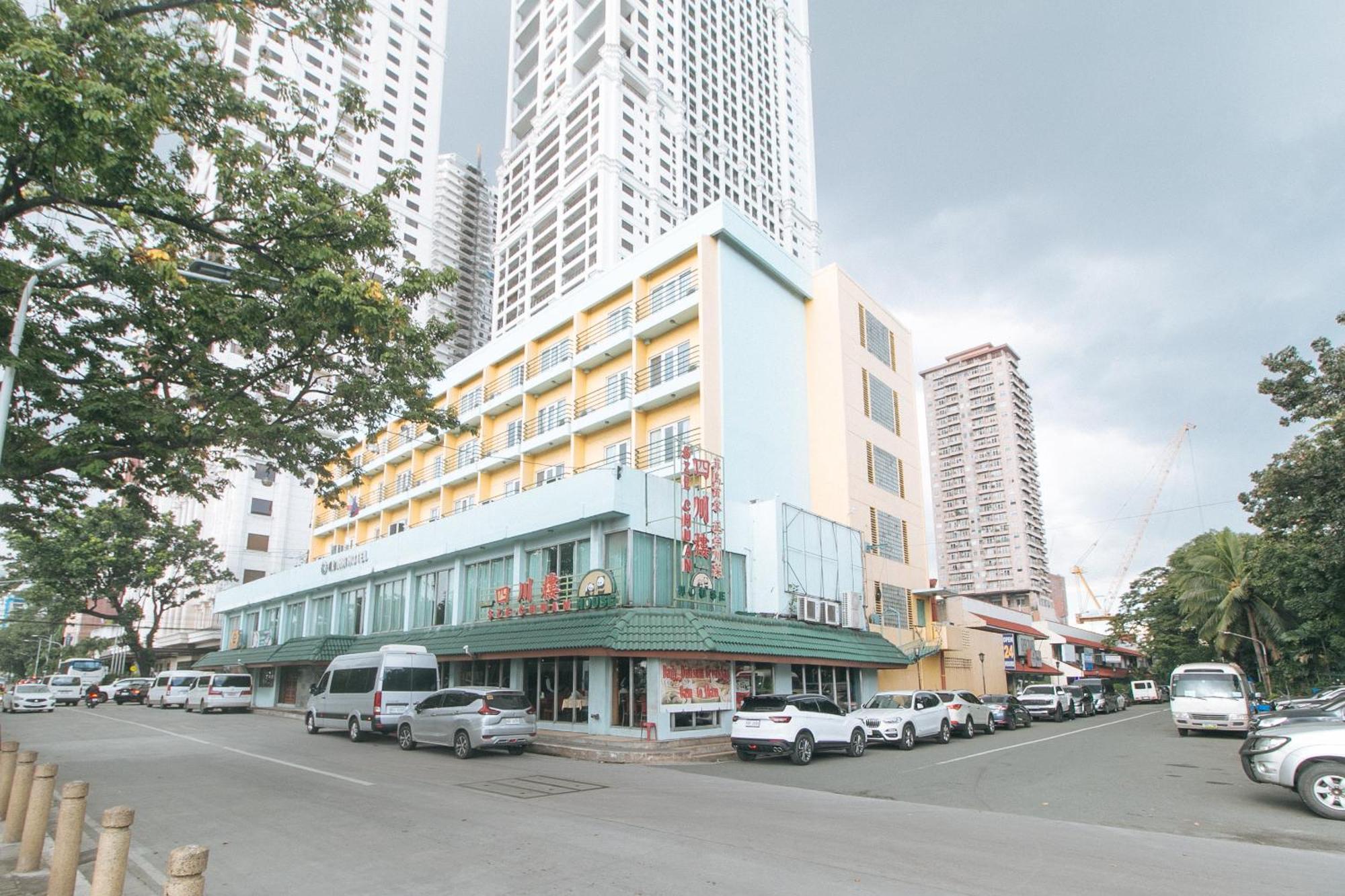 Aloha Hotel Roxas Boulevard Manila Exterior photo