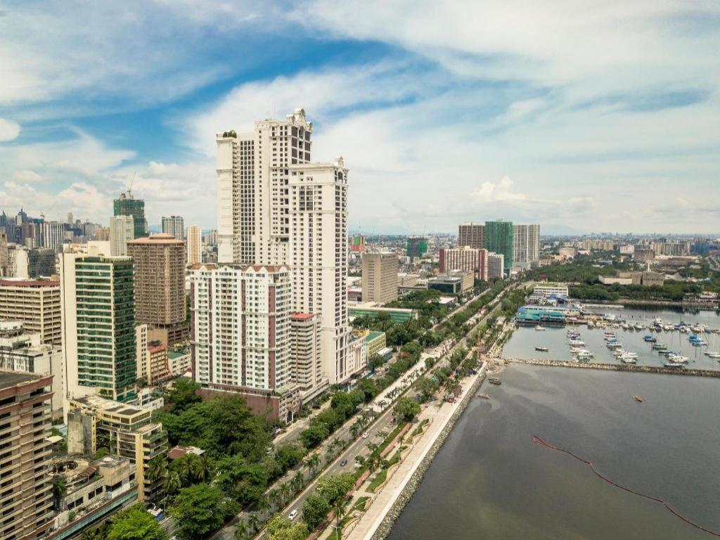 Aloha Hotel Roxas Boulevard Manila Exterior photo